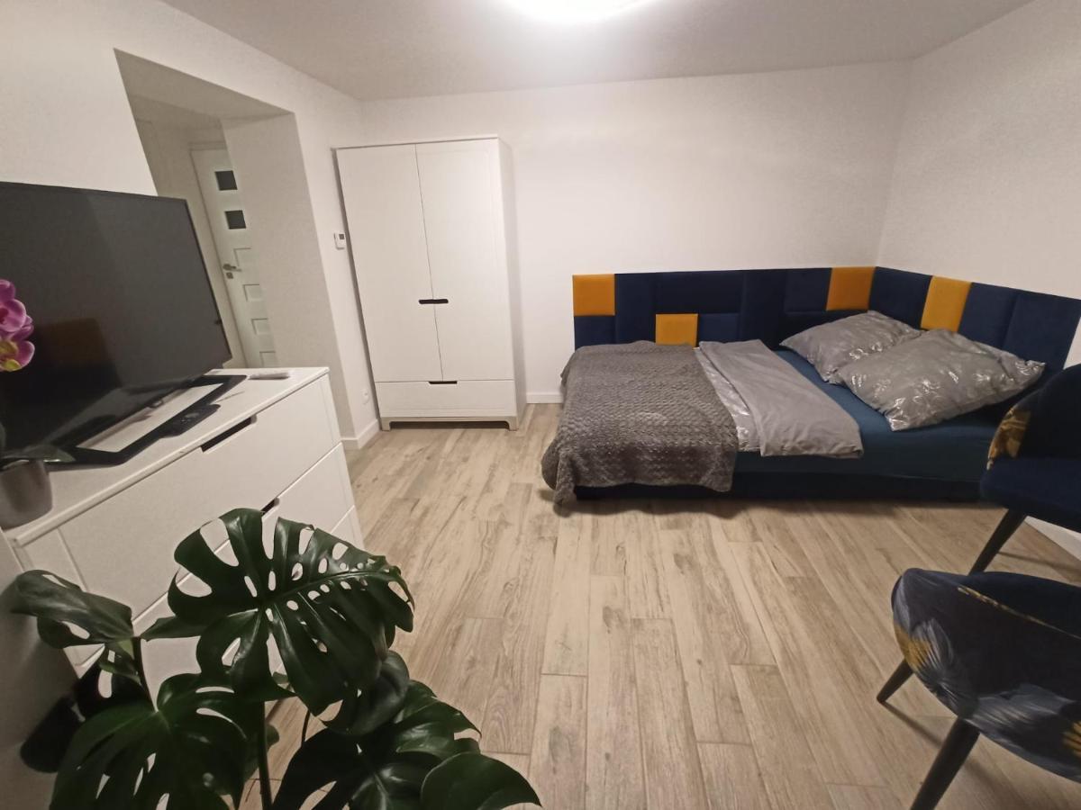 Urban Palace